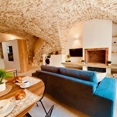 La Terra Nostra - Townhouse - Swimming Pool Βίλα Νιμ Εξωτερικό φωτογραφία