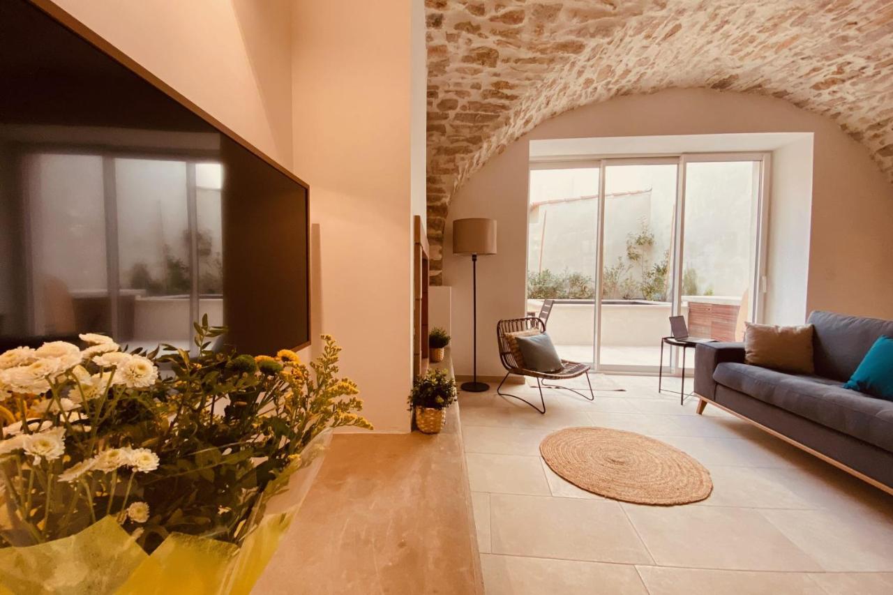La Terra Nostra - Townhouse - Swimming Pool Βίλα Νιμ Εξωτερικό φωτογραφία