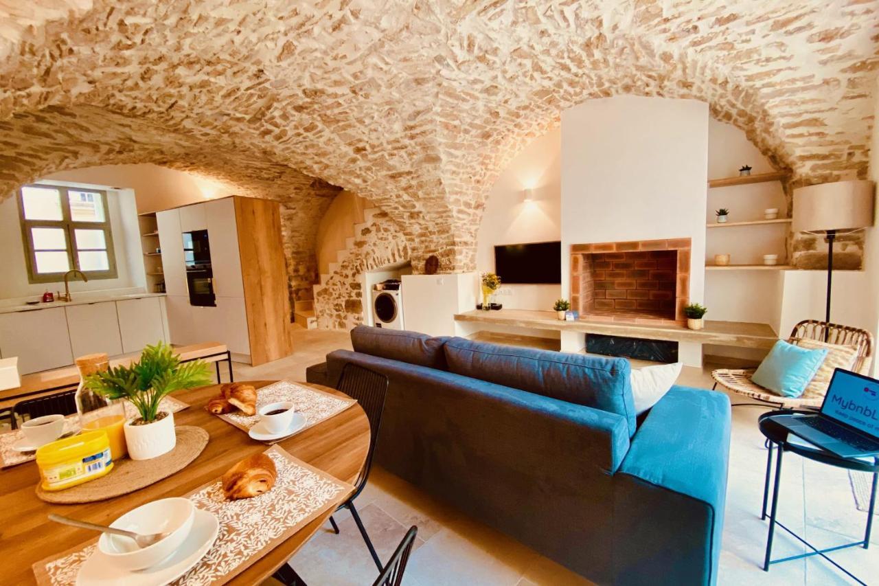 La Terra Nostra - Townhouse - Swimming Pool Βίλα Νιμ Εξωτερικό φωτογραφία